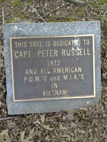 CAPT. PETER RUSSELL PARK TREE WAR MEMORIAL PLAQUE