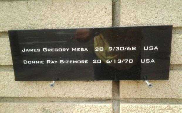 HEARTLAND YOUTH FOR DECENCY VIETNAM WAR MEMORIAL HONOR ROLL PLAQUE E