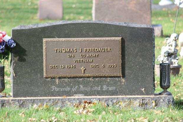 THOMAS J FRIEDAUER MEMORIAL CEMETERY STONE