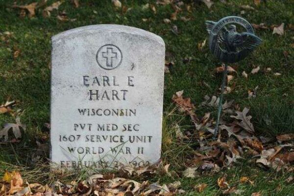 EARLE E HART MEMORIAL CEMETERY STONE