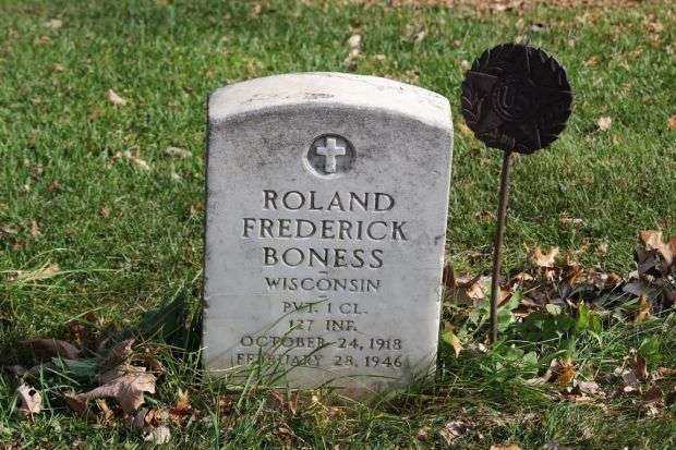 ROLAND FREDERICK BONESS MEMORIAL CEMETERY STONE