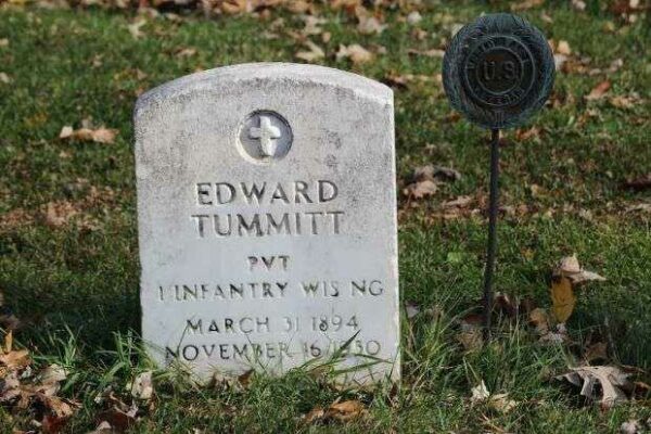 EDWARD TUMMITT MEMORIAL CEMETERY STONE