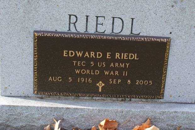 EDWARD E RIEDL MEMORIAL CEMETERY STONE