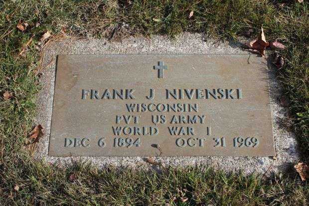 FRANK J NIVENSKI MEMORIAL CEMETERY STONE
