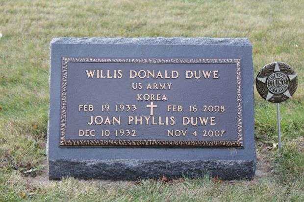 WILLIS DONALD DUWE MEMORIAL CEMETERY STONE
