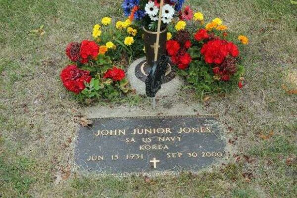 JOHN JUNIOR JONES MEMORIAL CEMETERY STONE