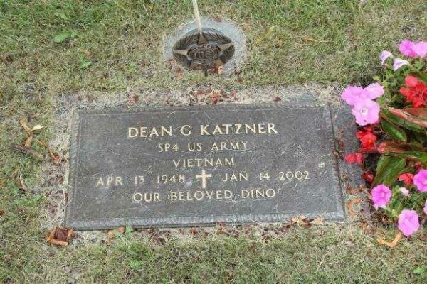 DEAN G KATZNER MEMORIAL CEMETERY STONE