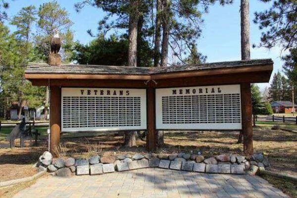 VFW POST 8400 VETERANS MEMORIAL CLOSEUP