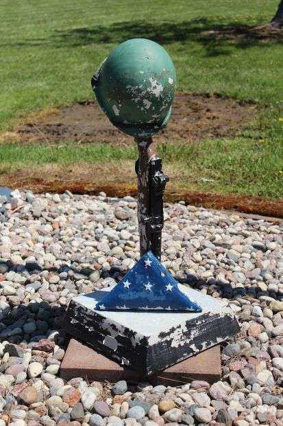 LOYAL AREA VETERANS MEMORIAL BATTLEFIELD CROSS