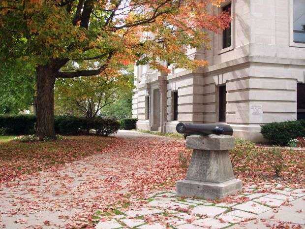 MONROE COUNTY CIVIL WAR MEMORIAL CANNON