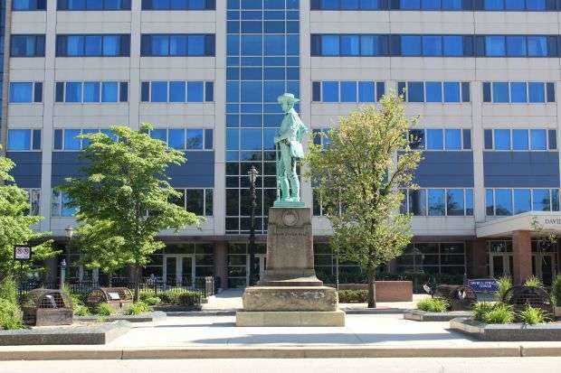 MILWAUKEE SPANISH-AMERICAN WAR MEMORIAL