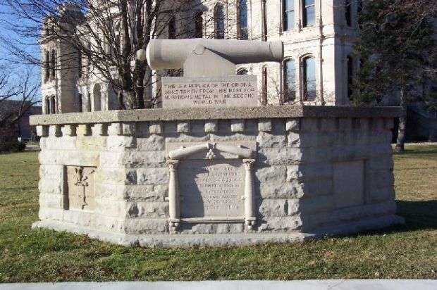 KOSCIUSKO COUNTY CIVIL WAR MEMORIAL