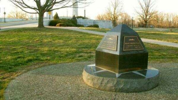 U.S.S. VINCENNES WAR MEMORIAL