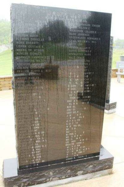 BLOOMINGTON VETERANS MEMORIAL STONE I