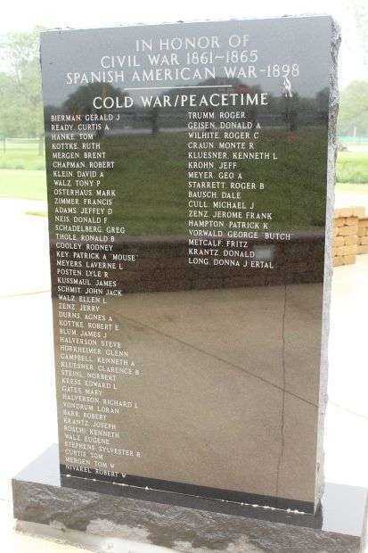 BLOOMINGTON VETERANS MEMORIAL STONE D