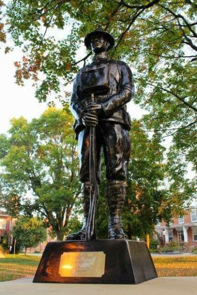 PLATTEVILLE VETERANS HONOR ROLL MEMORIAL STATUE F
