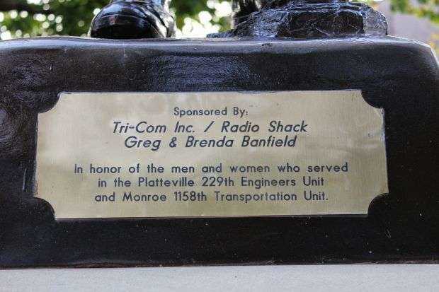 PLATTEVILLE VETERANS HONOR ROLL MEMORIAL PLAQUE B