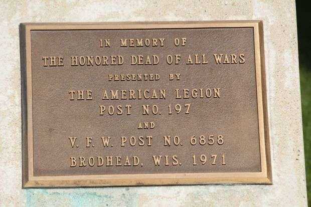 BRODHEAD WAR VETERANS MEMORIAL FLAGPOLE PLAQUE