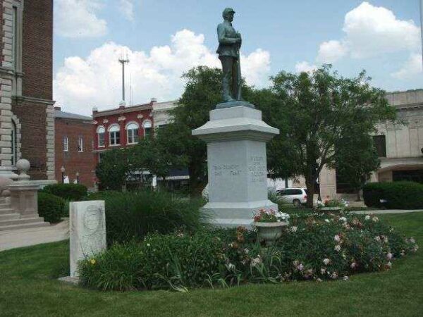 HENRY COUNTY CIVIL WAR MEMORIAL