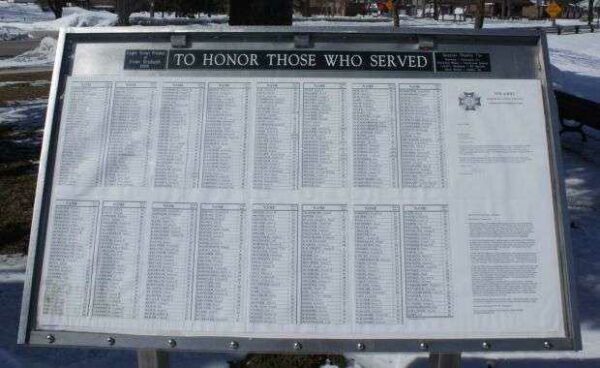 KIEL VETERANS MEMORIAL HONOR ROLL PLAQUE