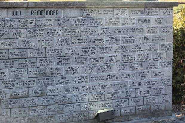 TIGERTON VETERANS MEMORIAL LEFT STONE SECTION B