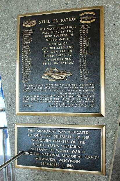 WISCONSIN CHAPTER OF THE UNITED STATES SUBMARINE VETERANS OF WORLD WAR II MEMORIAL PLAQUES