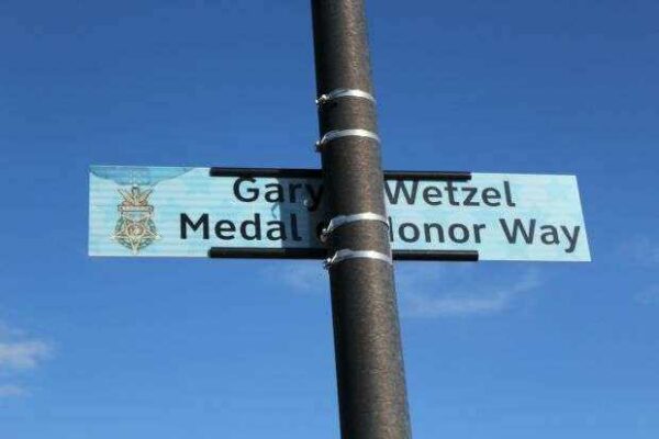 GARY G. WETZEL MEDAL OF HONOR WAY PLAQUE