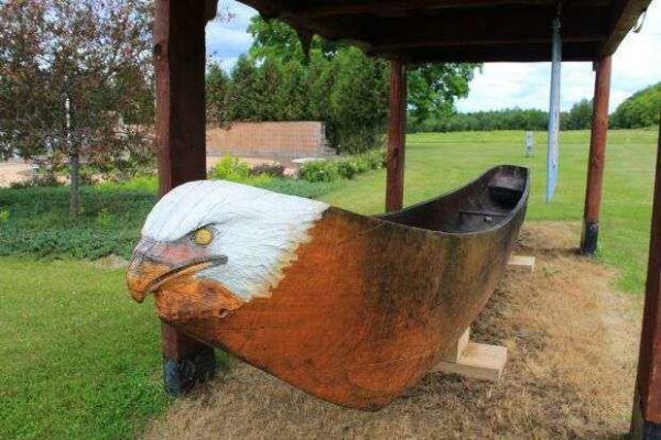 MOHICAN VETERANS MEMORIAL CANOE