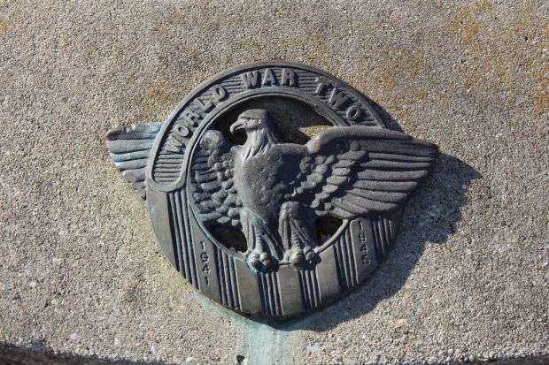WISCONSIN MEDAL OF HONOR MEMORIAL AT KING WAR MEDALLION H