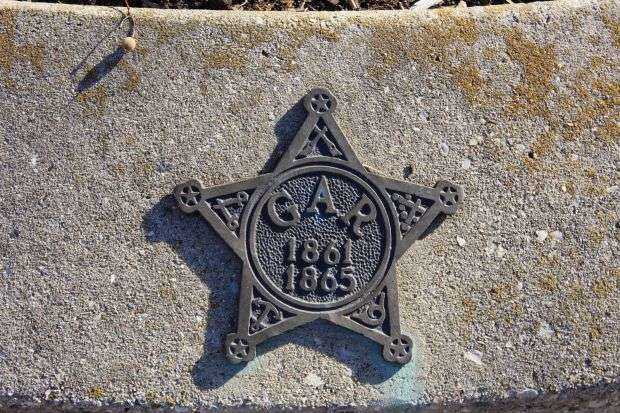 WISCONSIN MEDAL OF HONOR MEMORIAL AT KING WAR MEDALLION D