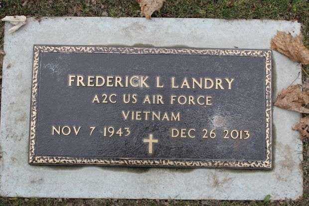 FREDERICK L LANDRY MEMORIAL CEMETERY STONE