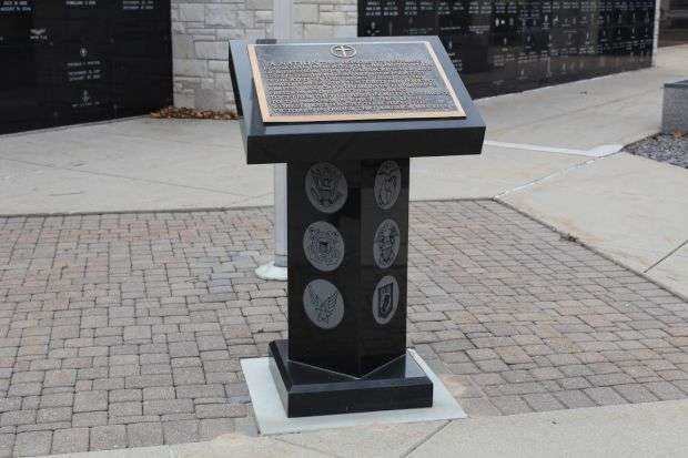 ALLOUEZ CATHOLIC CEMETERY WAR VETERANS MEMORIAL PEDESTAL