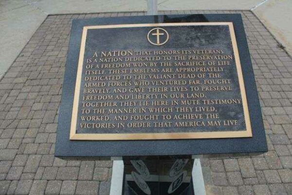 ALLOUEZ CATHOLIC CEMETERY WAR VETERANS MEMORIAL PLAQUE