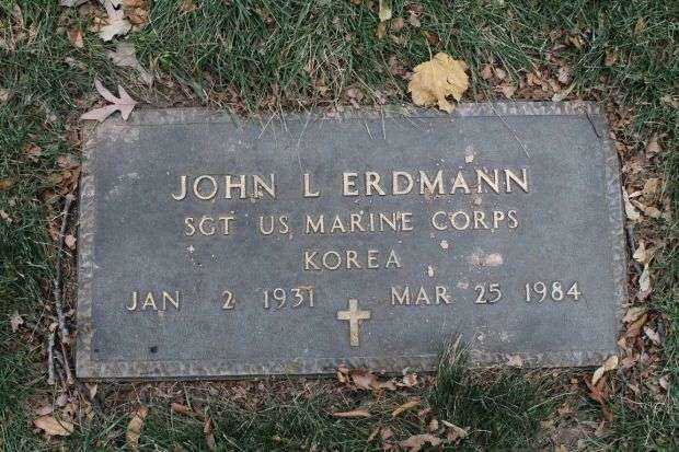 JOHN L ERDMANN MEMORIAL CEMETERY STONE