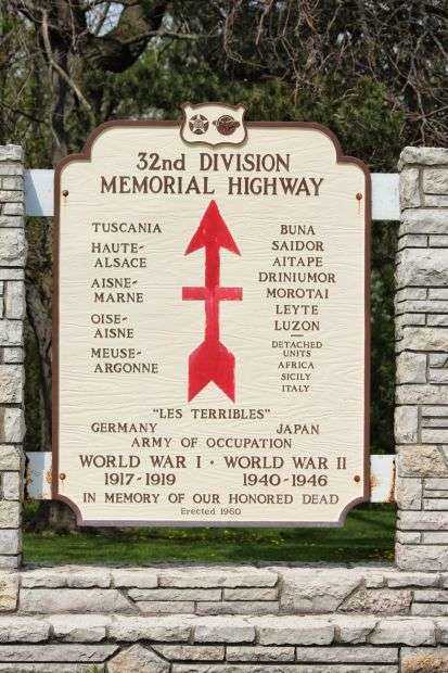 32ND DIVISION MEMORIAL HIGHWAY CLOSEUP