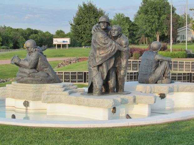 THE KOREAN WAR TRIBUTE MEMORIAL