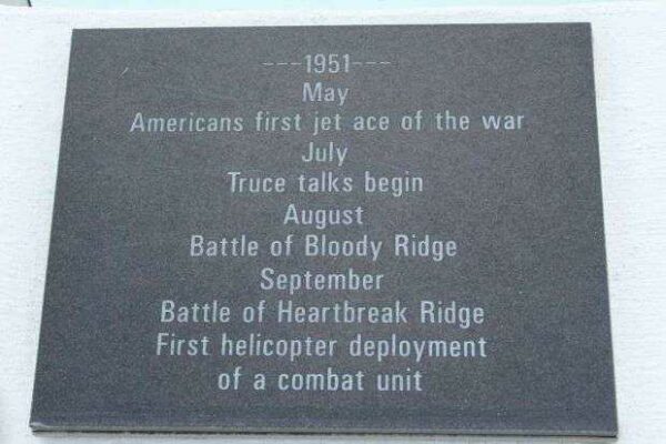 THE KOREAN WAR TRIBUTE MEMORIAL PLAQUE J