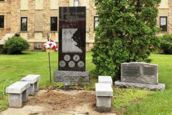 JUNEAU COUNTY VETERANS MEMORIAL