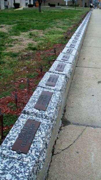 JEFFERSON COUNTY WAR MEMORIAL HONOR PLAQUES