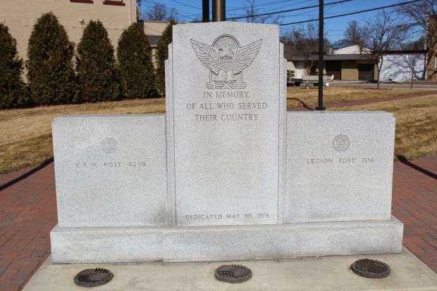 SEYMOUR VETERANS MEMORIAL CENTER STONE