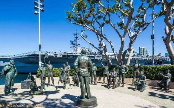 “A NATIONAL SALUTE TO BOB HOPE AND THE MILITARY” MEMORIAL