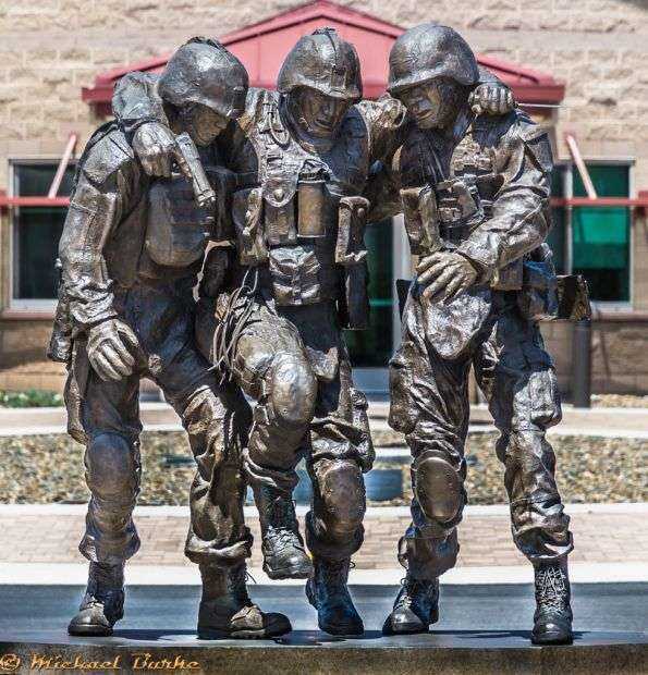 MARINE CORPS NO MAN LEFT BEHIND MEMORIAL