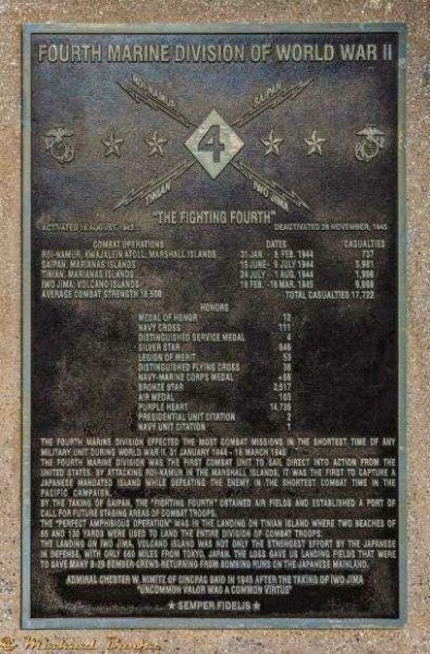 FOURTH MARINE DIVISION OF WORLD WAR II MEMORIAL PLAQUE