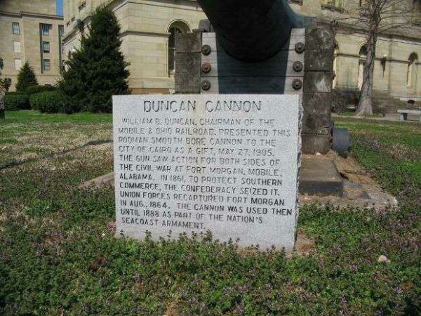 DUNCAN WAR MEMORIAL CANNON STONE MARKER