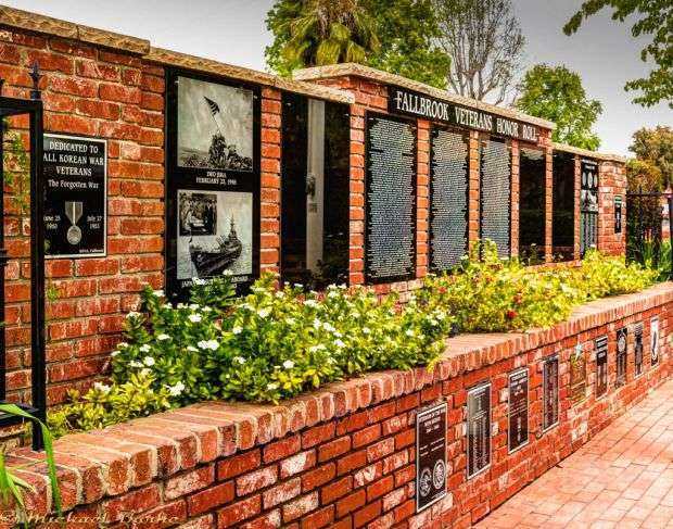 FALLBROOK VETERANS HONOR ROLL MEMORIAL FRONT