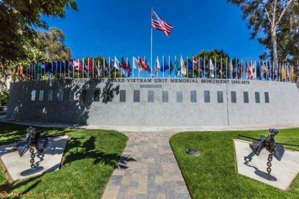 U.S. NAVY/U.S. COAST GUARD VIETNAM UNIT MEMORIAL MONUMENT BACK