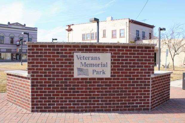 SEYMOUR VETERANS MEMORIAL PARK ENTRANCE STONE