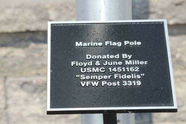 KAUKAUNA VETERANS MEMORIAL MARINE FLAGPOLE PLAQUE