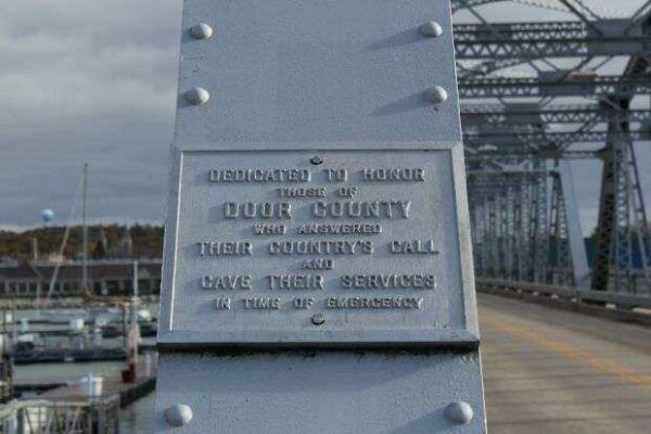STURGEON BAY VETERANS MEMORIAL BRIDGE PLAQUE