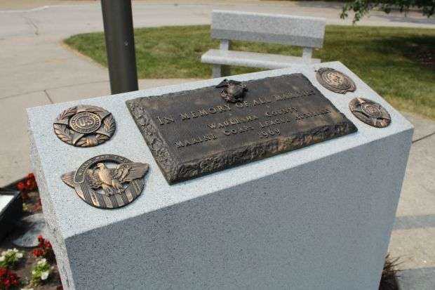 IN MEMORY OF ALL MARINES MEMORIAL FLAGPOLE PLAQUE